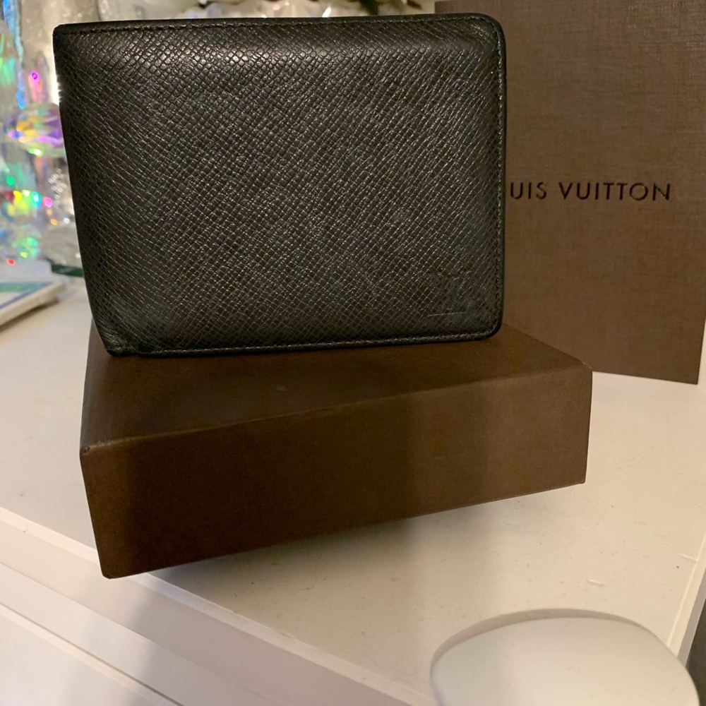 Louis Vuitton men wallet